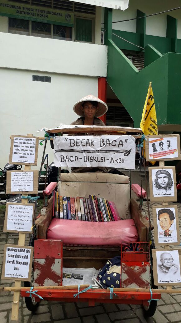 Lapak Baca Becak Jadi Daya Tarik Pembaca