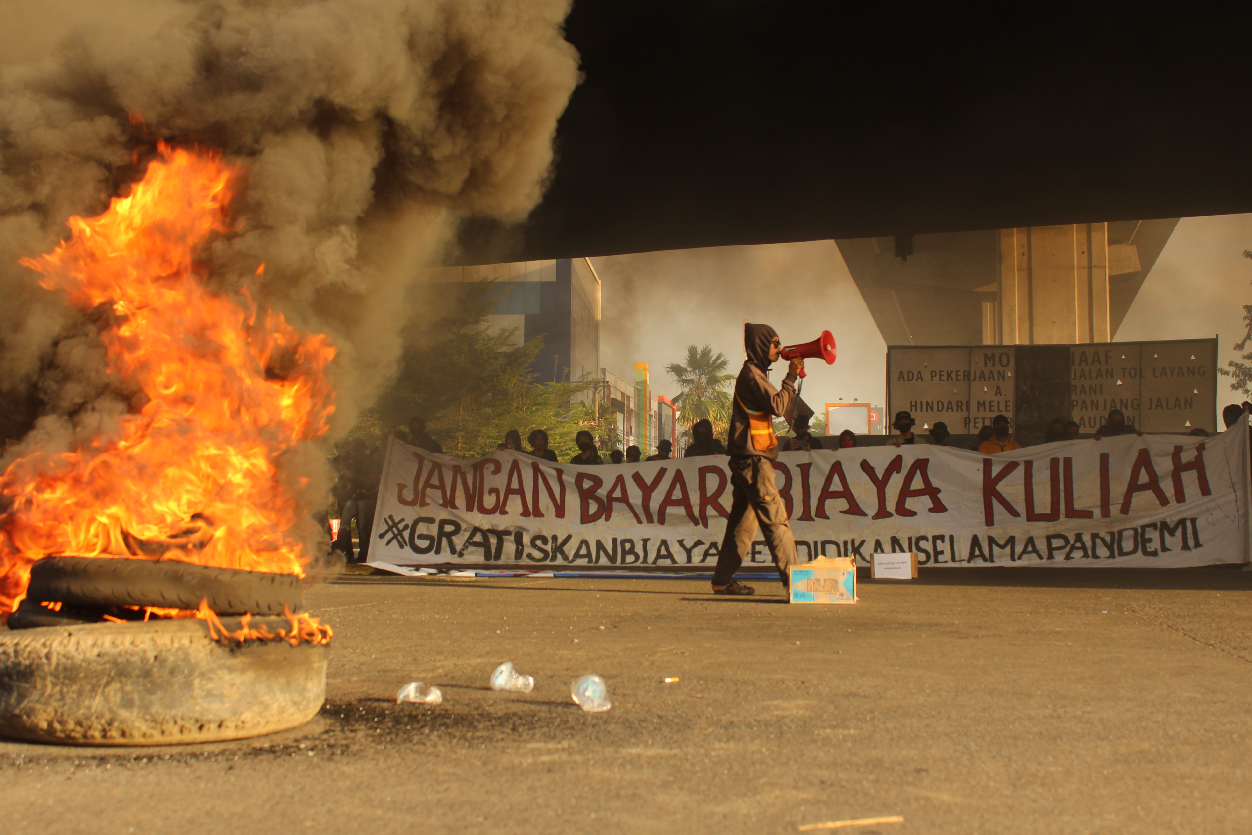 Lagi Mahasiswa Makassar Tuntut Penggratisan Biaya Pendidikan Selama Pandemi