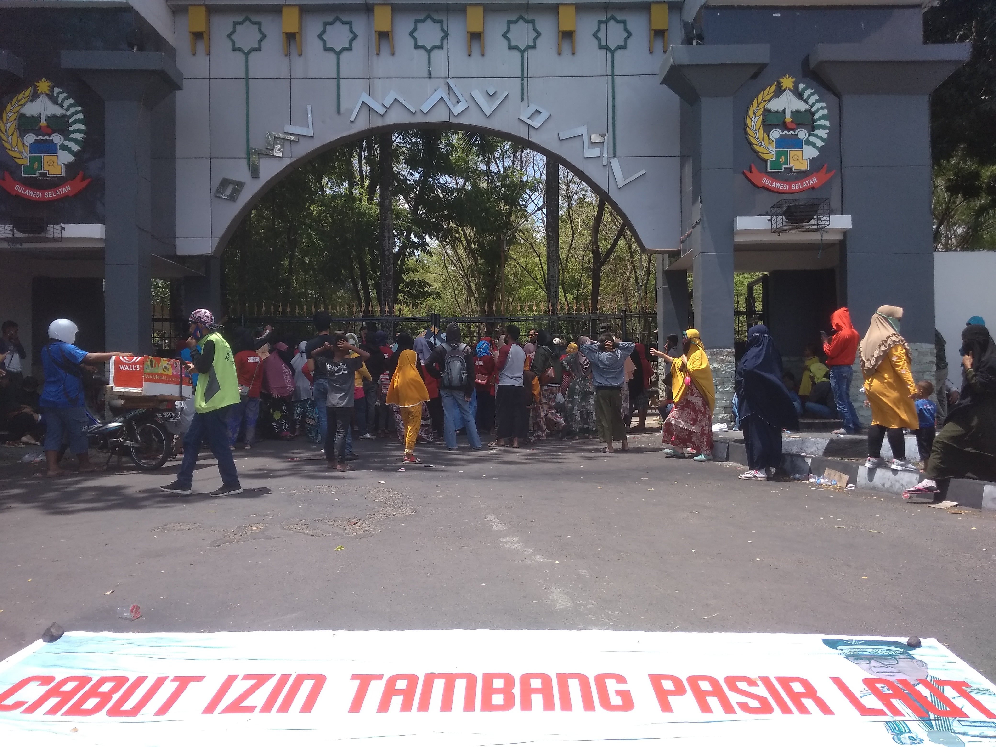 ASP Desak Gubernur Sulsel Cabut Izin Tambang Pasir Laut